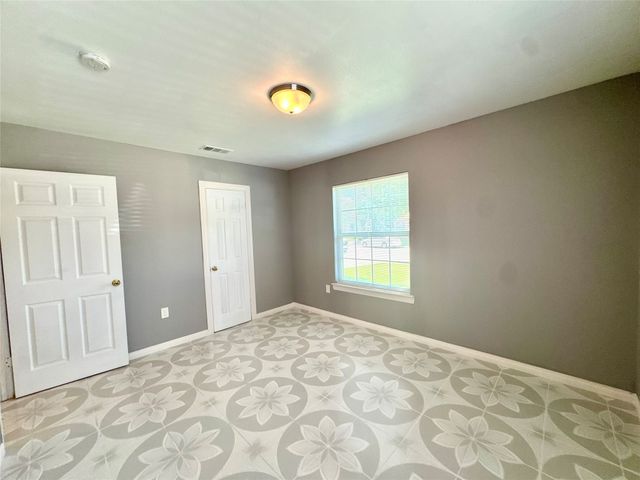 1705 Oak Lea Drive, Irving, TX 75061