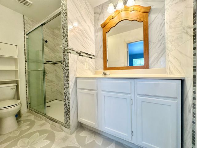 1705 Oak Lea Drive, Irving, TX 75061