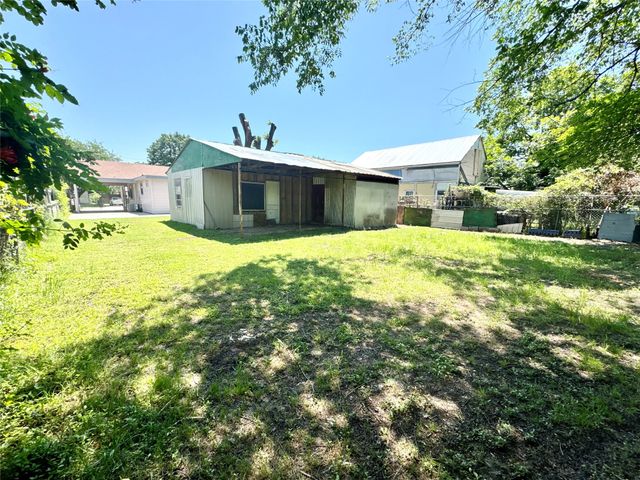 1705 Oak Lea Drive, Irving, TX 75061