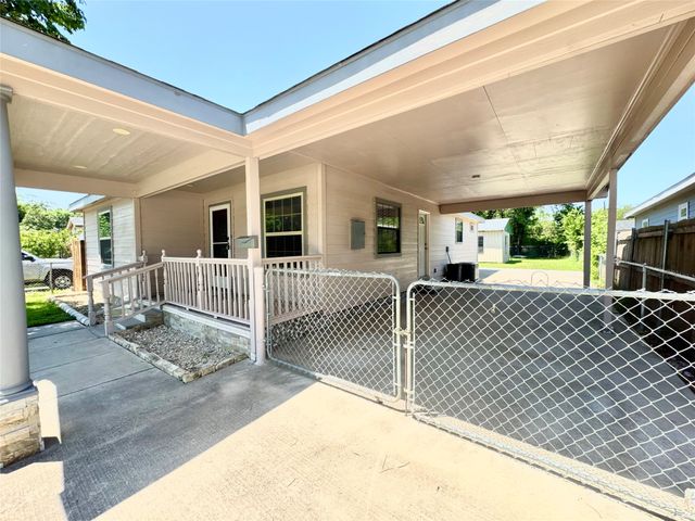 1705 Oak Lea Drive, Irving, TX 75061