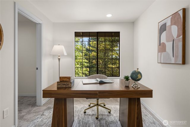 8615 139th Avenue NE, Redmond, WA 98052