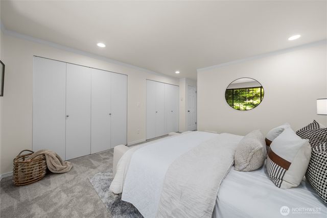 8615 139th Avenue NE, Redmond, WA 98052