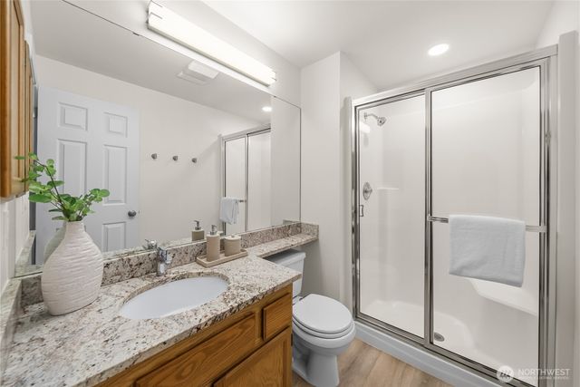 8615 139th Avenue NE, Redmond, WA 98052