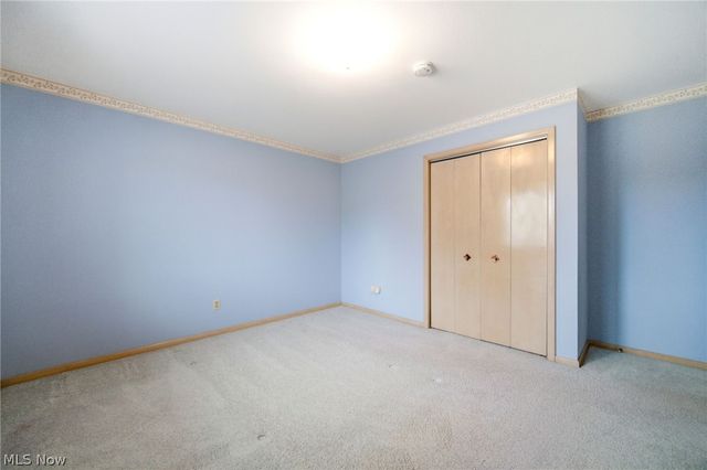 2475 Robinhood Drive, Parma, OH 44134