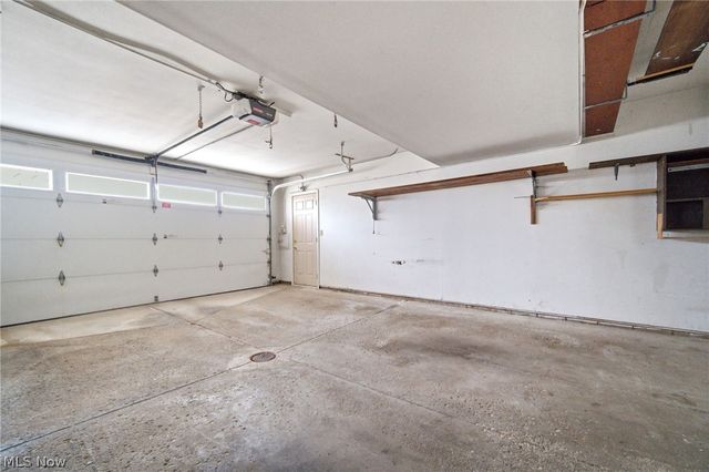 2475 Robinhood Drive, Parma, OH 44134
