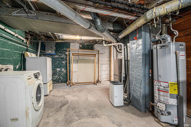 1413 W Indiana Avenue, South Bend, IN 46613