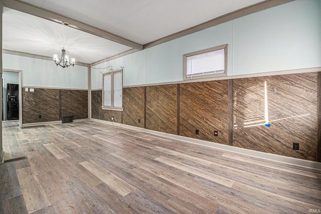 1413 W Indiana Avenue, South Bend, IN 46613