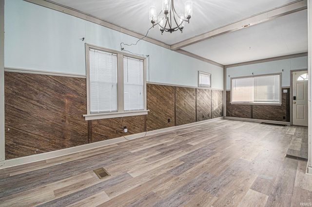 1413 W Indiana Avenue, South Bend, IN 46613