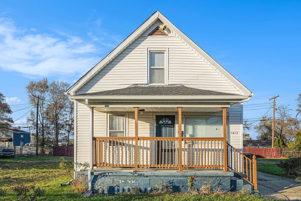 1413 W Indiana Avenue, South Bend, IN 46613