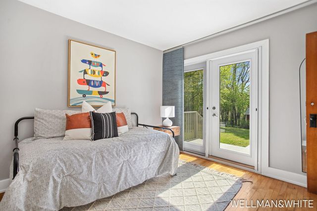 1005 Elizabeth Street, Saugatuck City, MI 49453