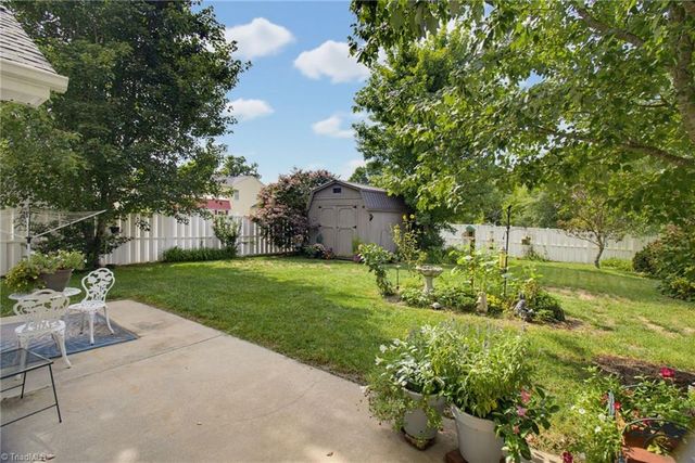 1930 Morgan Trace Drive, Winston-salem, NC 27127