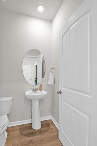 708 Pintail Pt, Lebanon, TN 37090