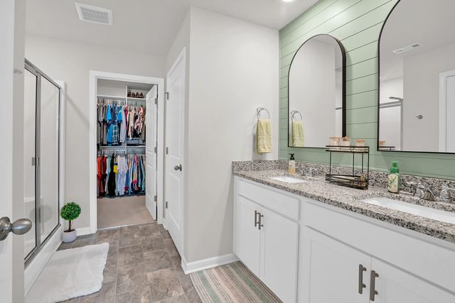 708 Pintail Pt, Lebanon, TN 37090