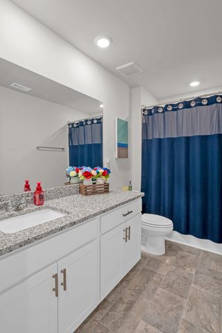 708 Pintail Pt, Lebanon, TN 37090