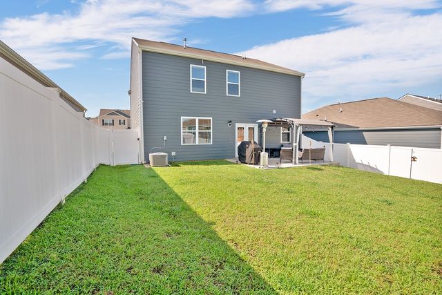 708 Pintail Pt, Lebanon, TN 37090