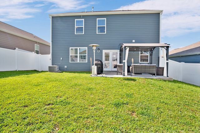 708 Pintail Pt, Lebanon, TN 37090