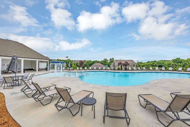 708 Pintail Pt, Lebanon, TN 37090