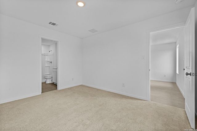 12711 Kathleen St, St Hedwig, TX 78152