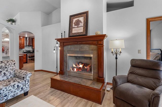 2190 DALY DRIVE, Green Bay, WI 54311