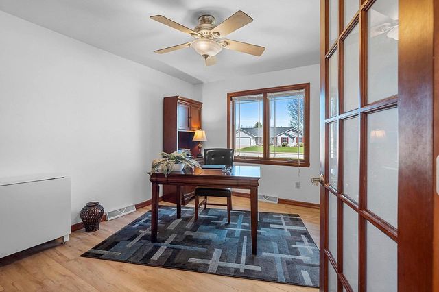 2190 DALY DRIVE, Green Bay, WI 54311
