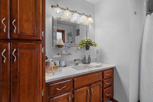 2190 DALY DRIVE, Green Bay, WI 54311