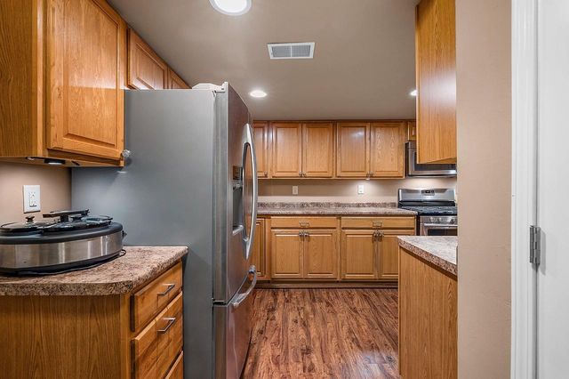 2190 DALY DRIVE, Green Bay, WI 54311