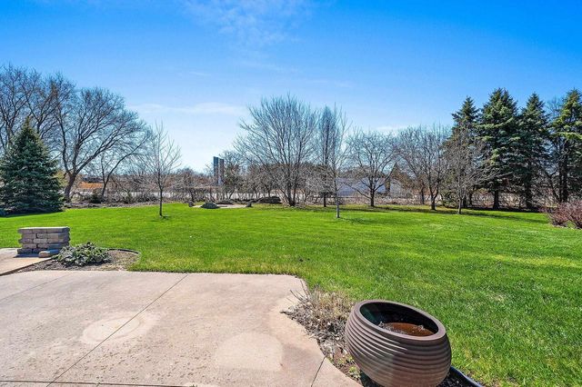 2190 DALY DRIVE, Green Bay, WI 54311
