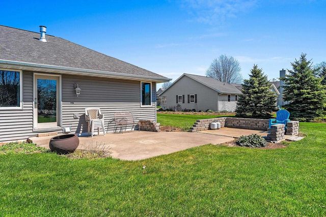 2190 DALY DRIVE, Green Bay, WI 54311