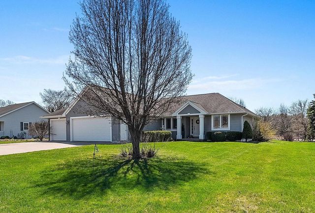 2190 DALY DRIVE, Green Bay, WI 54311