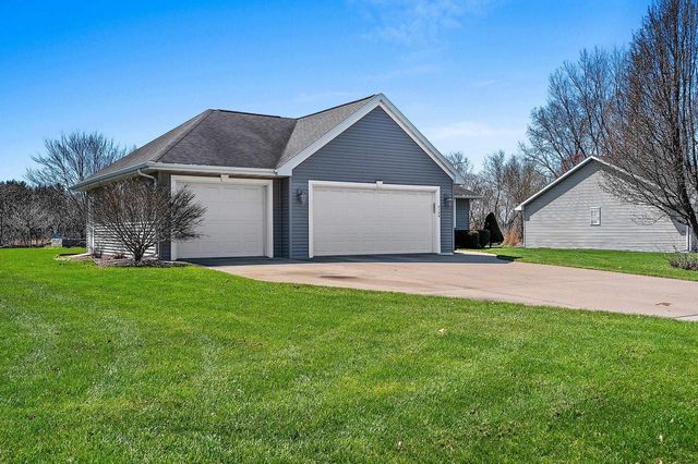 2190 DALY DRIVE, Green Bay, WI 54311