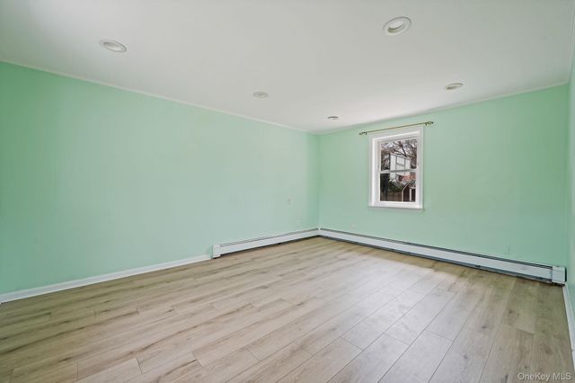 317 Centre Avenue, Lindenhurst, NY 11757