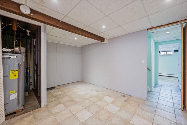 317 Centre Avenue, Lindenhurst, NY 11757