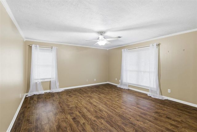 922 Beau Avenue, Lake Charles, LA 70611