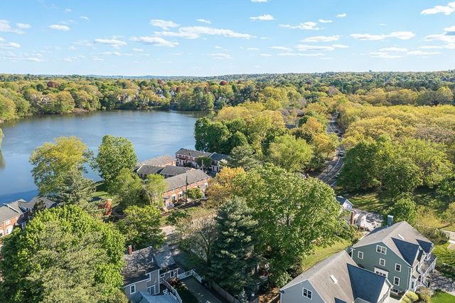 53 Lake Street, Winchester, MA 01890