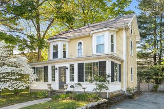 53 Lake Street, Winchester, MA 01890