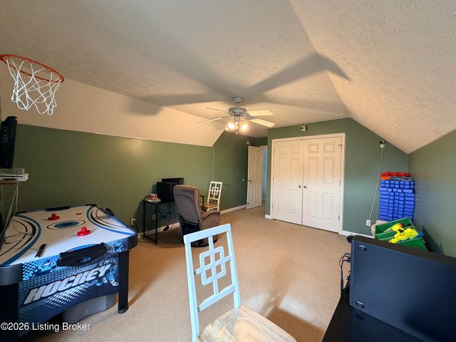 165 Woodfield Cir, Shelbyville, KY 40065