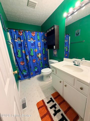 165 Woodfield Cir, Shelbyville, KY 40065