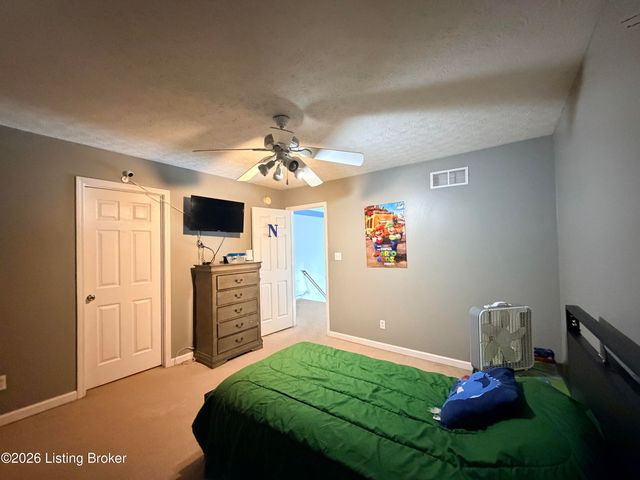 165 Woodfield Cir, Shelbyville, KY 40065