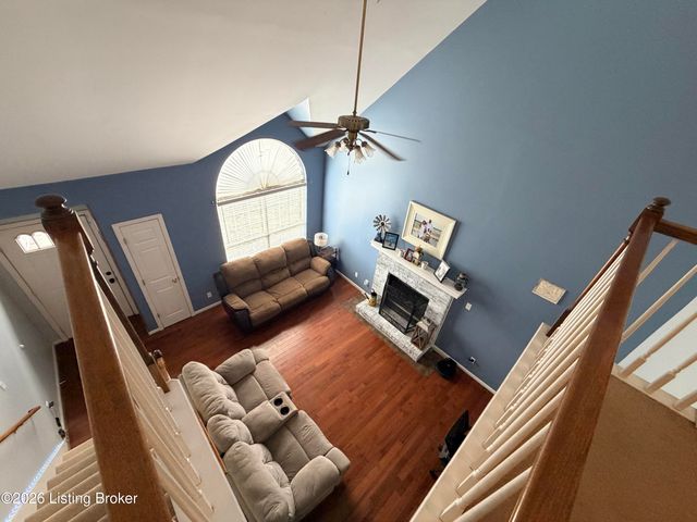 165 Woodfield Cir, Shelbyville, KY 40065