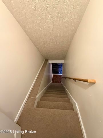 165 Woodfield Cir, Shelbyville, KY 40065