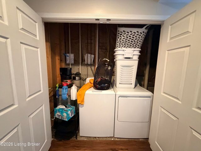 165 Woodfield Cir, Shelbyville, KY 40065