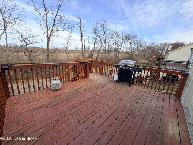 165 Woodfield Cir, Shelbyville, KY 40065