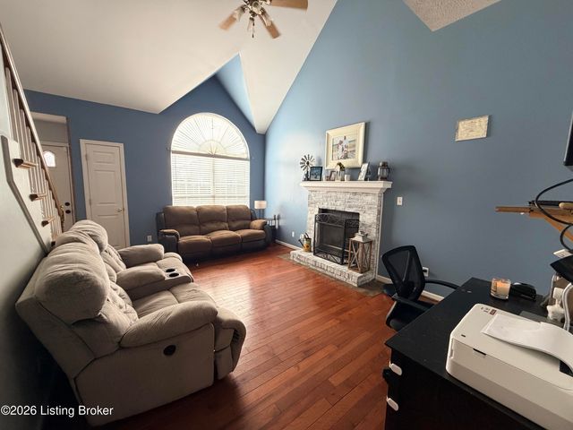 165 Woodfield Cir, Shelbyville, KY 40065