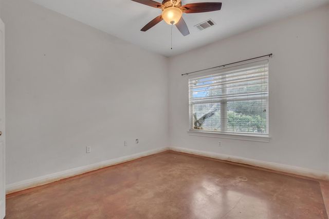1120 Meadow Ridge DR, Dripping Springs, TX 78620