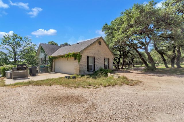 1120 Meadow Ridge DR, Dripping Springs, TX 78620