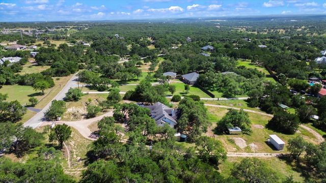 1120 Meadow Ridge DR, Dripping Springs, TX 78620