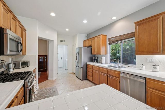 940 Sullivan Ct, Chula Vista, CA 91911