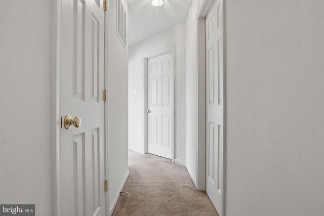 233 SUNSET CIR, Red Lion, PA 17356