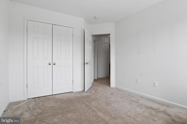 233 SUNSET CIR, Red Lion, PA 17356