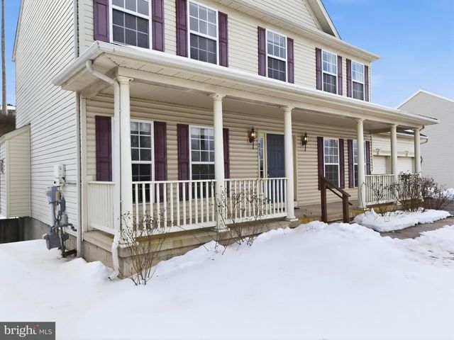 233 SUNSET CIR, Red Lion, PA 17356